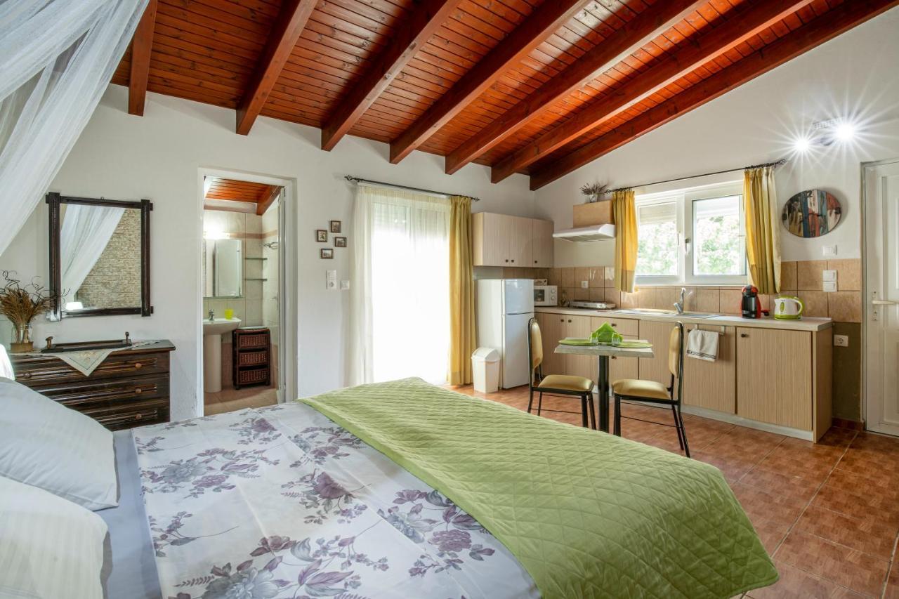 פליראקי Green Apartments מראה חיצוני תמונה