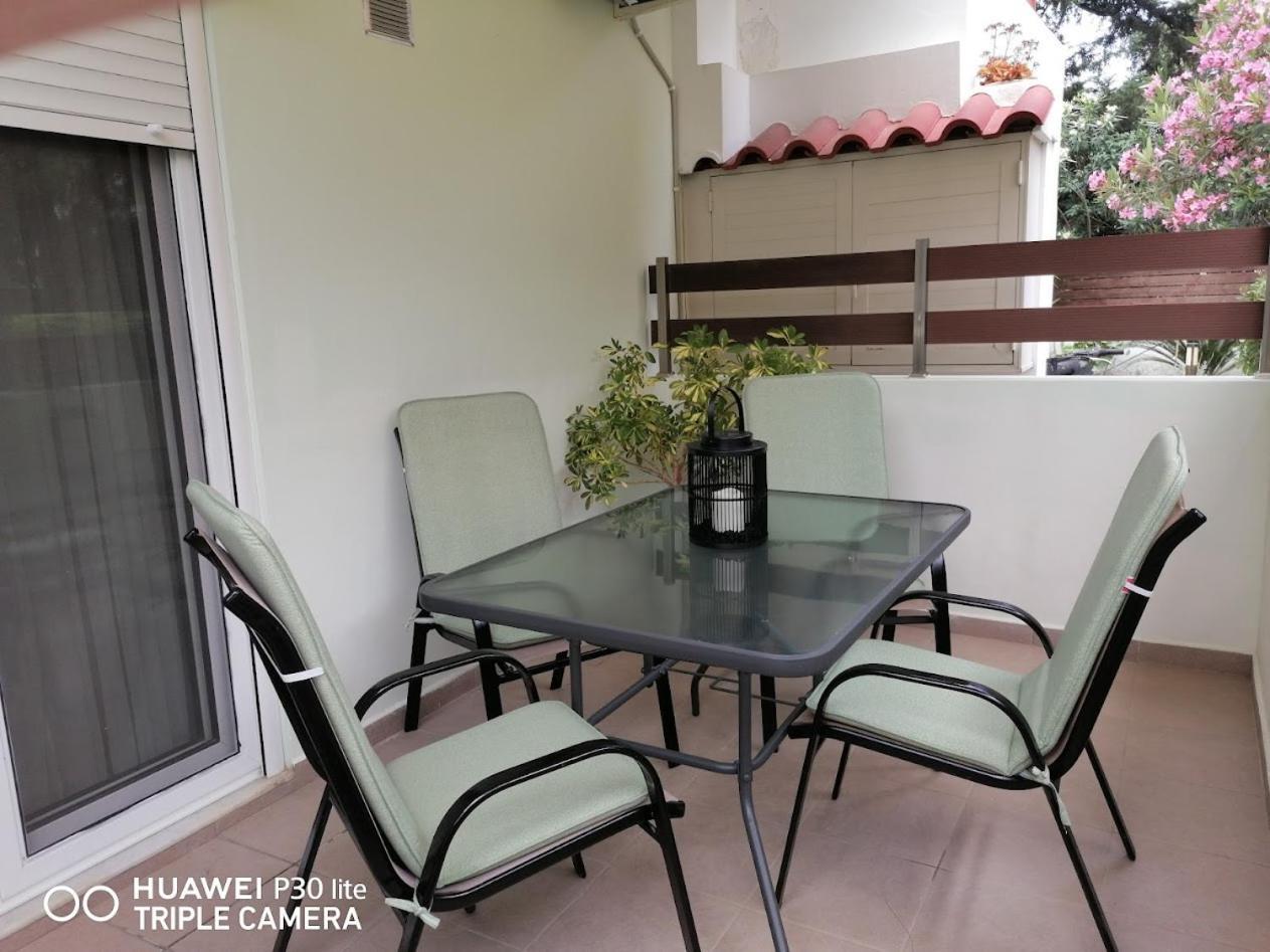 פליראקי Green Apartments מראה חיצוני תמונה